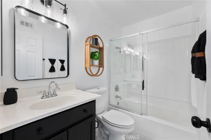 2230 Stonewood Court, San Pedro, California 90732