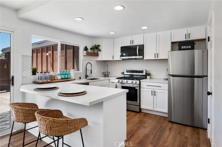 2230 Stonewood Court, San Pedro, California 90732