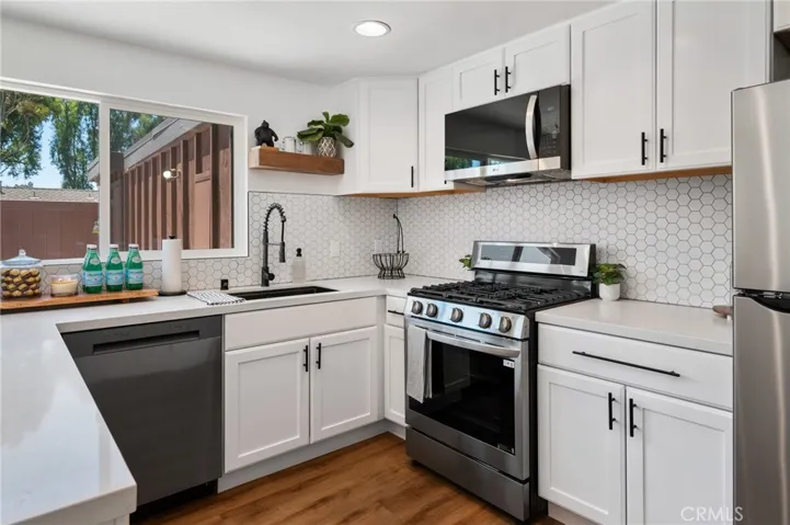 2230 Stonewood Court, San Pedro, California 90732