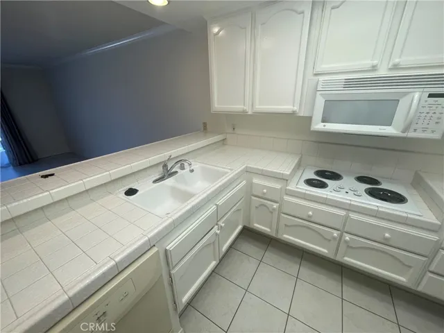 13601 Del Monte Drive 45a, Seal Beach, California 90740