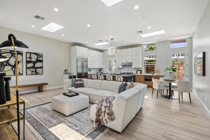 540 E Charleston Road, Palo Alto, California 94306