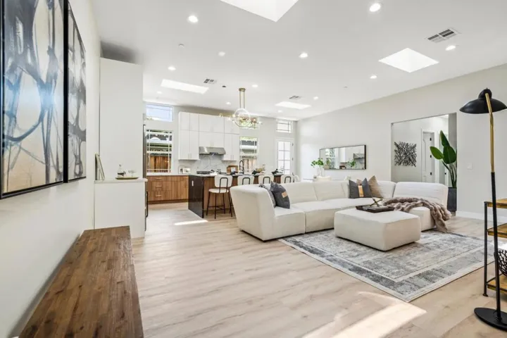 540 E Charleston Road, Palo Alto, California 94306