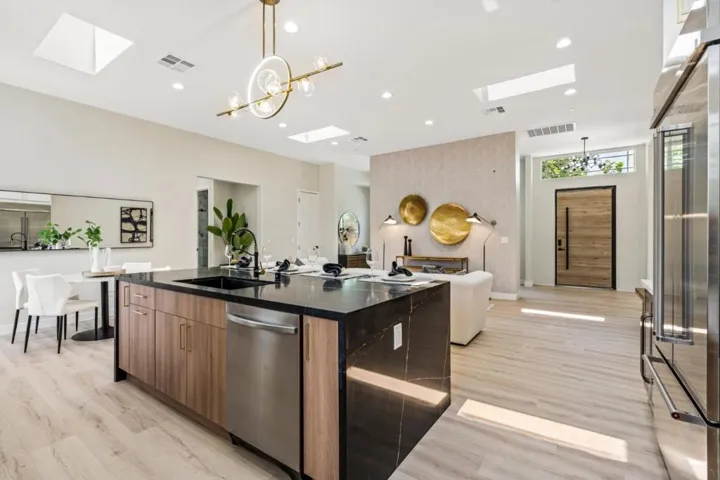 540 E Charleston Road, Palo Alto, California 94306