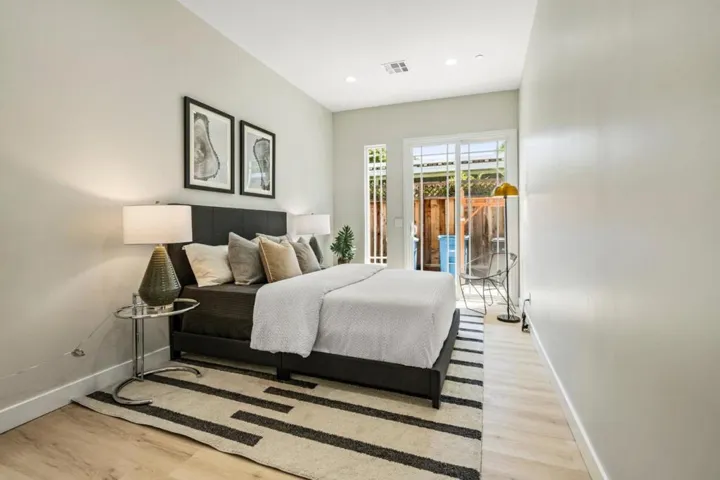 540 E Charleston Road, Palo Alto, California 94306