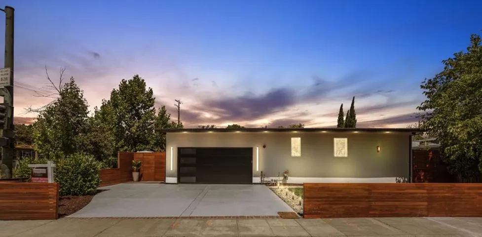 540 E Charleston Road, Palo Alto, California 94306