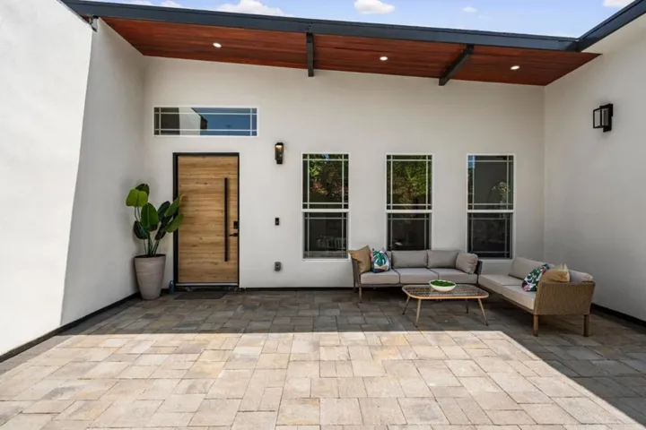 540 E Charleston Road, Palo Alto, California 94306