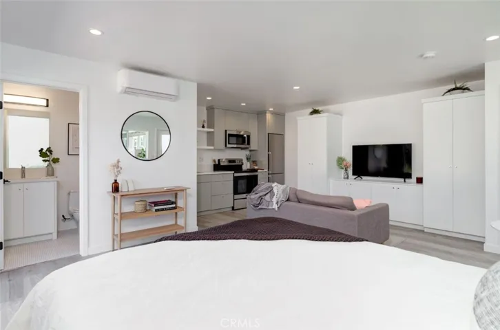 4928 3rd Avenue 4926, Los Angeles, California 90043