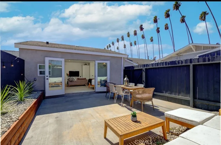4928 3rd Avenue 4926, Los Angeles, California 90043