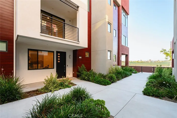 221 Waypoint, Tustin, California 92782