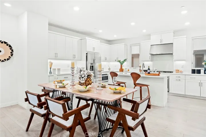 221 Waypoint, Tustin, California 92782