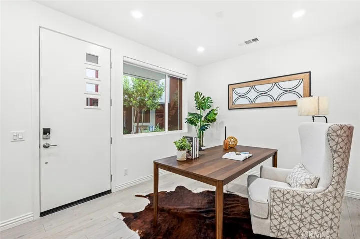 221 Waypoint, Tustin, California 92782