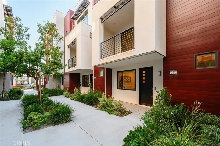 221 Waypoint, Tustin, California 92782