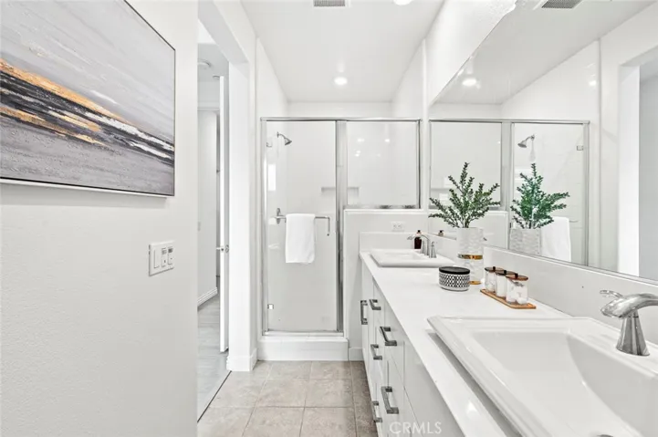 221 Waypoint, Tustin, California 92782