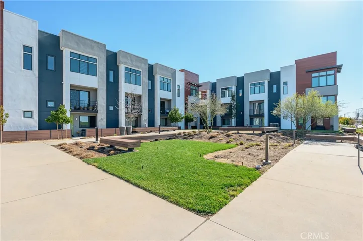 221 Waypoint, Tustin, California 92782