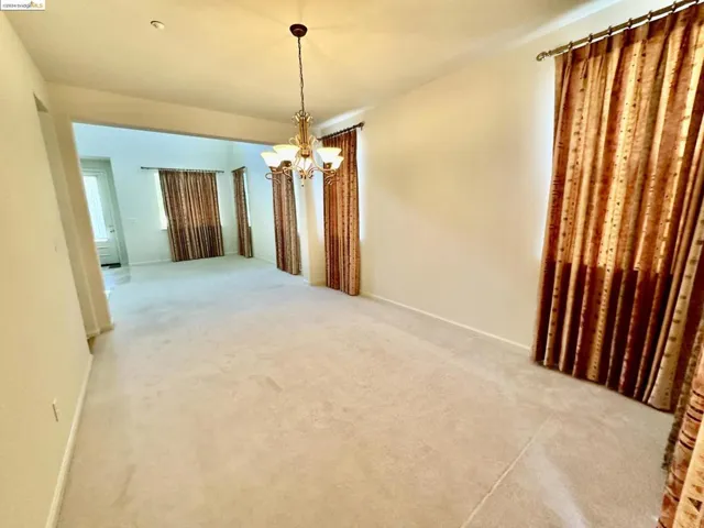 285 W Country Club Dr, Brentwood, California 94513
