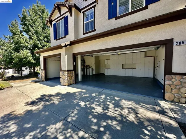 285 W Country Club Dr, Brentwood, California 94513