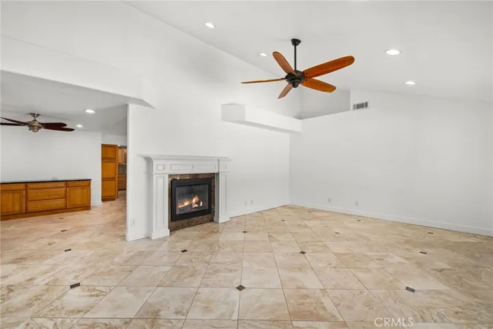 16465 Lois Lane, Riverside, California 92504