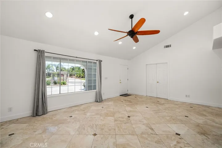 16465 Lois Lane, Riverside, California 92504