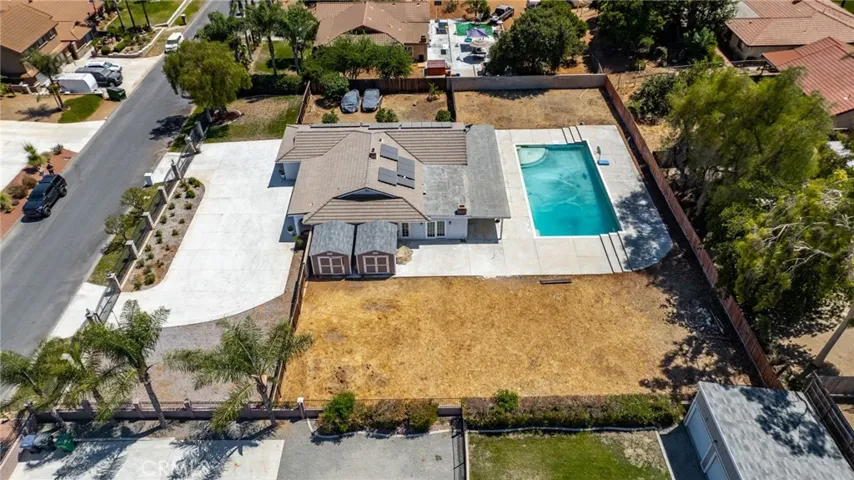 16465 Lois Lane, Riverside, California 92504