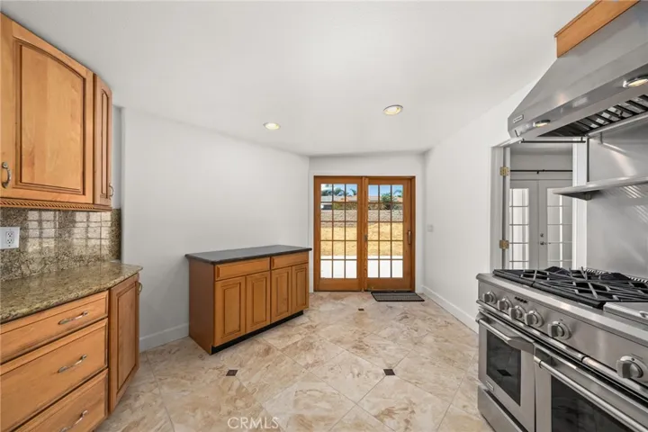 16465 Lois Lane, Riverside, California 92504