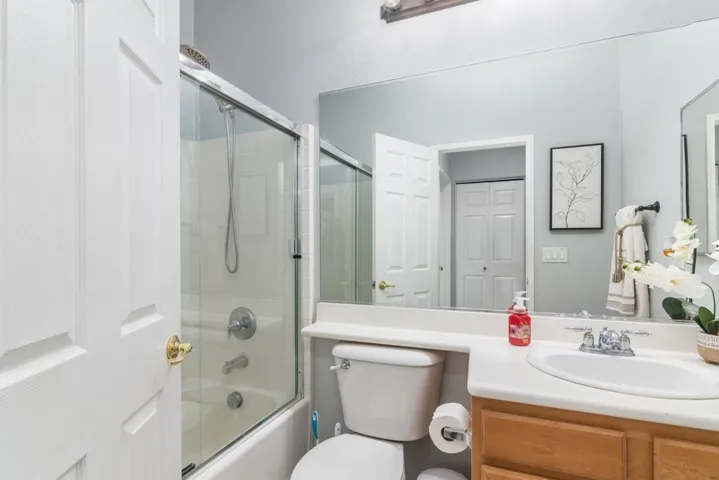 28413 Socorro Street 25, Murrieta, California 92563