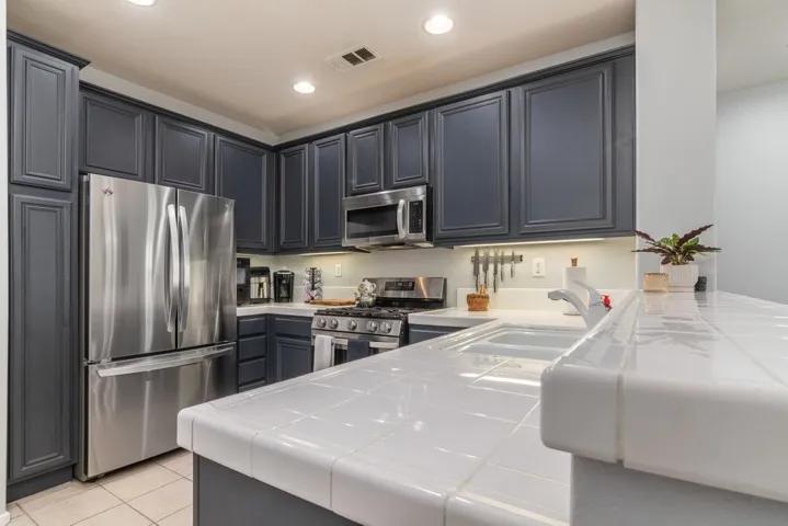28413 Socorro Street 25, Murrieta, California 92563
