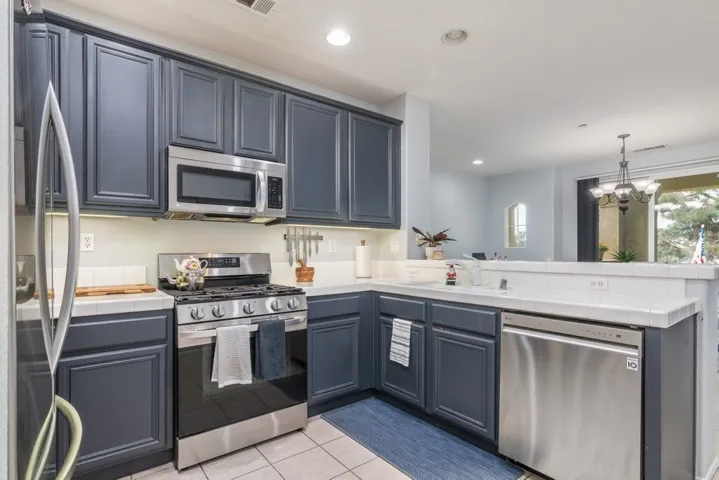 28413 Socorro Street 25, Murrieta, California 92563