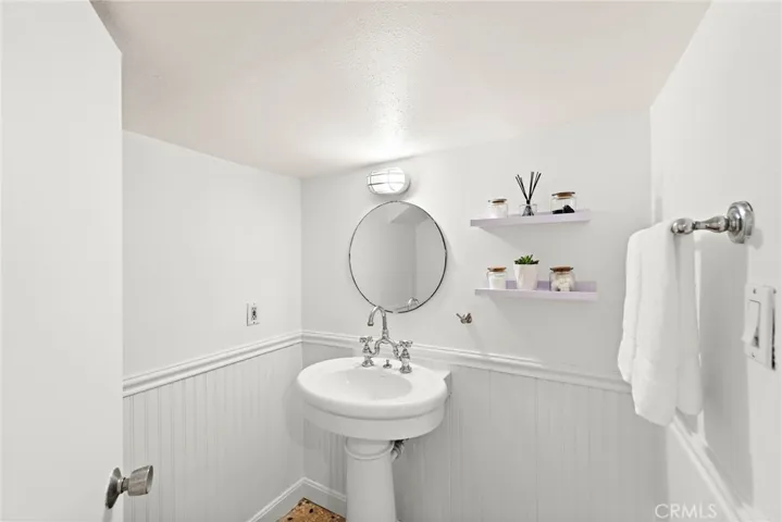 779 Saint Anns Drive, Laguna Beach, California 92651