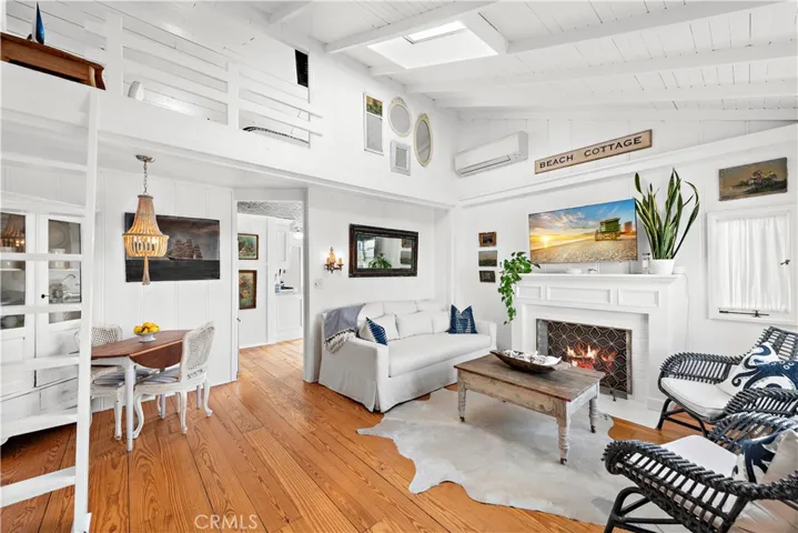 779 Saint Anns Drive, Laguna Beach, California 92651