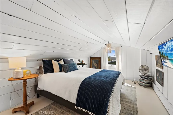779 Saint Anns Drive, Laguna Beach, California 92651