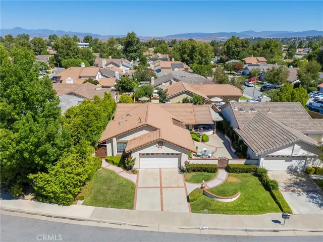 26014 Sombras Court, Valencia, California 91355