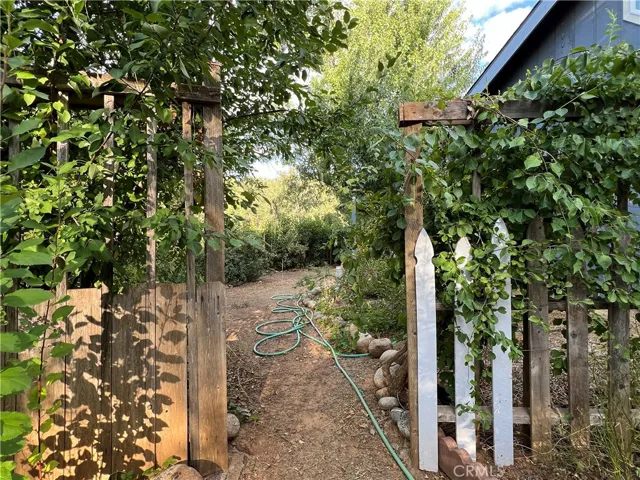 6472 Hwy 140, Midpines, California 95345