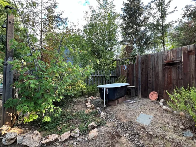 6472 Hwy 140, Midpines, California 95345