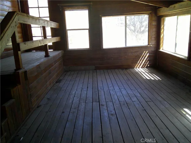 22401 Pinon Road, Llano, California 93544