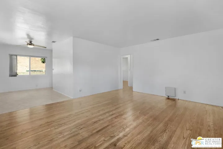 living area 2