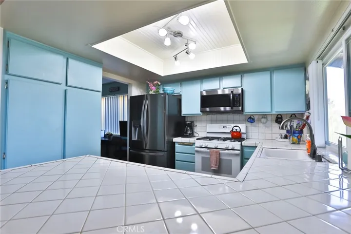8213 Kinlock Avenue, Rancho Cucamonga, California 91730