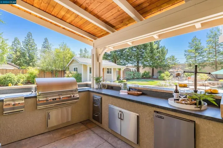 735 Cottonwood Ct, Livermore, California 94551