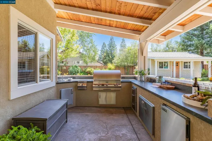 735 Cottonwood Ct, Livermore, California 94551