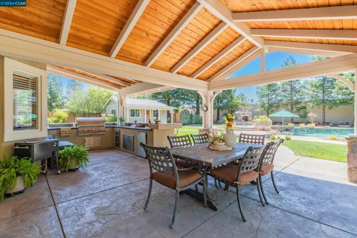 735 Cottonwood Ct, Livermore, California 94551