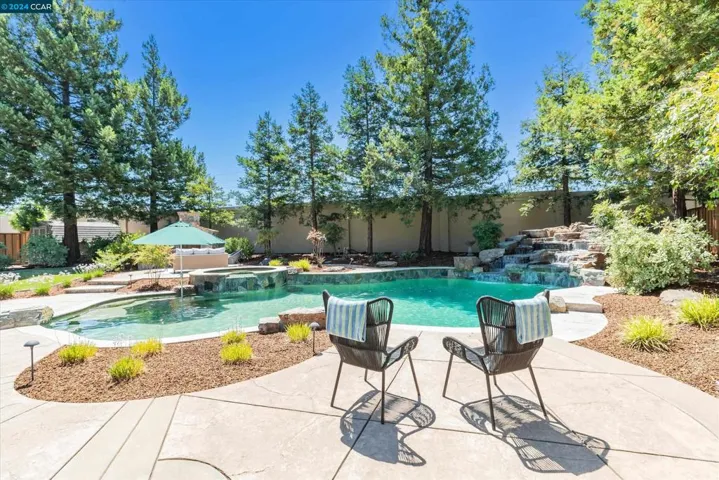 735 Cottonwood Ct, Livermore, California 94551