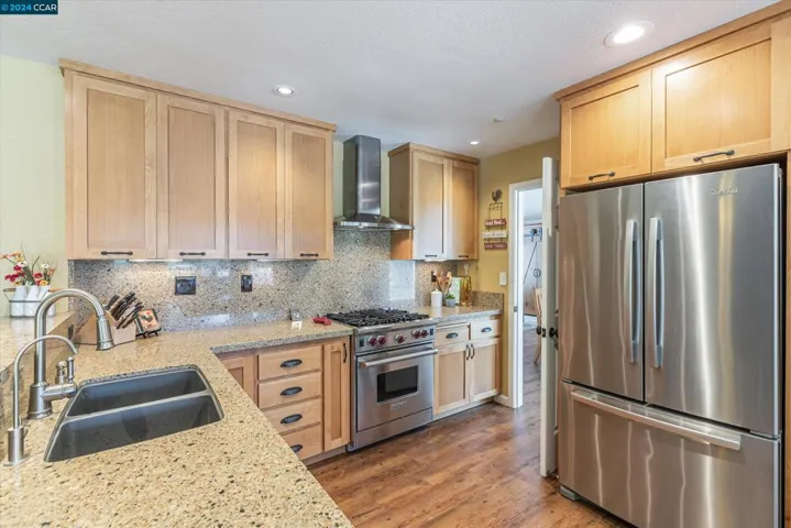 735 Cottonwood Ct, Livermore, California 94551