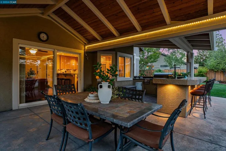 735 Cottonwood Ct, Livermore, California 94551