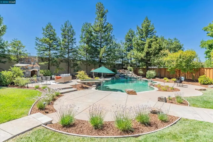 735 Cottonwood Ct, Livermore, California 94551