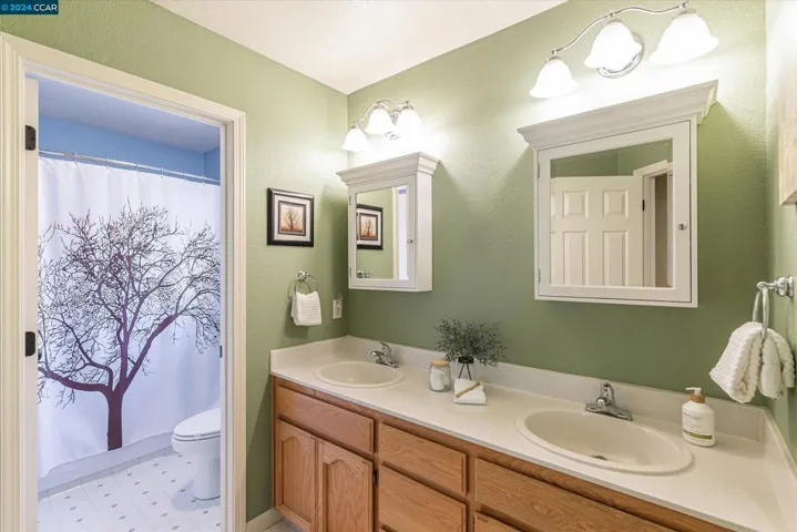 735 Cottonwood Ct, Livermore, California 94551