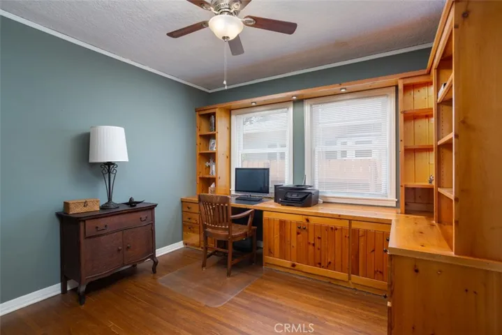 1st bedroom, office