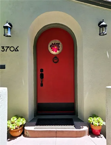 3706 Rose Avenue, Long Beach, California 90807