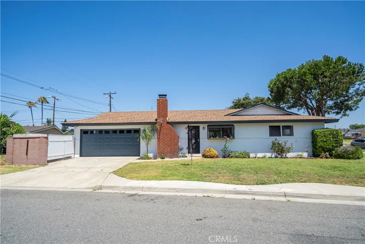 Welcome to 11201 Laurianne Ln!