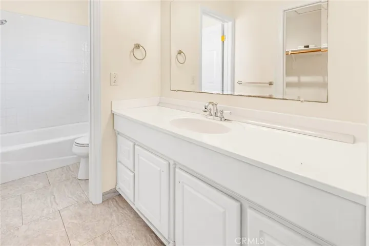 3773 Iroquois Avenue, Long Beach, California 90808