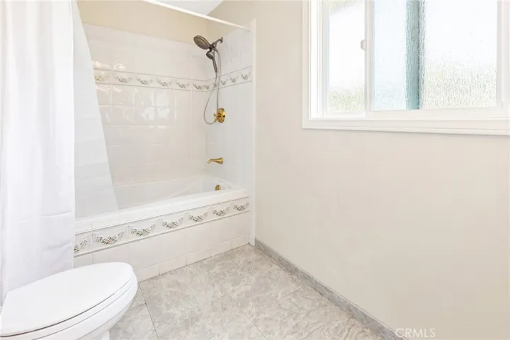 3773 Iroquois Avenue, Long Beach, California 90808