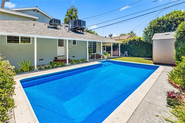 3773 Iroquois Avenue, Long Beach, California 90808